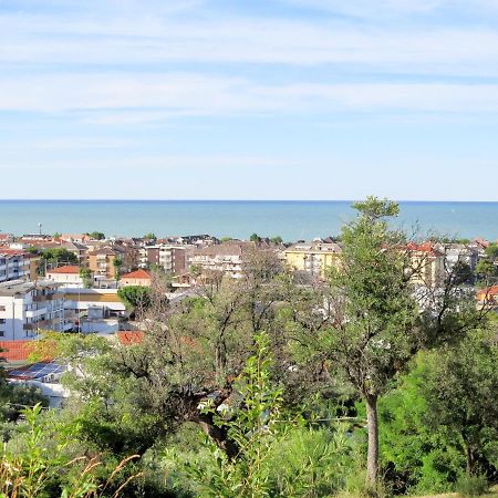 Apartment Mare Blu-1 By Interhome Francavilla Al Mare Zewnętrze zdjęcie